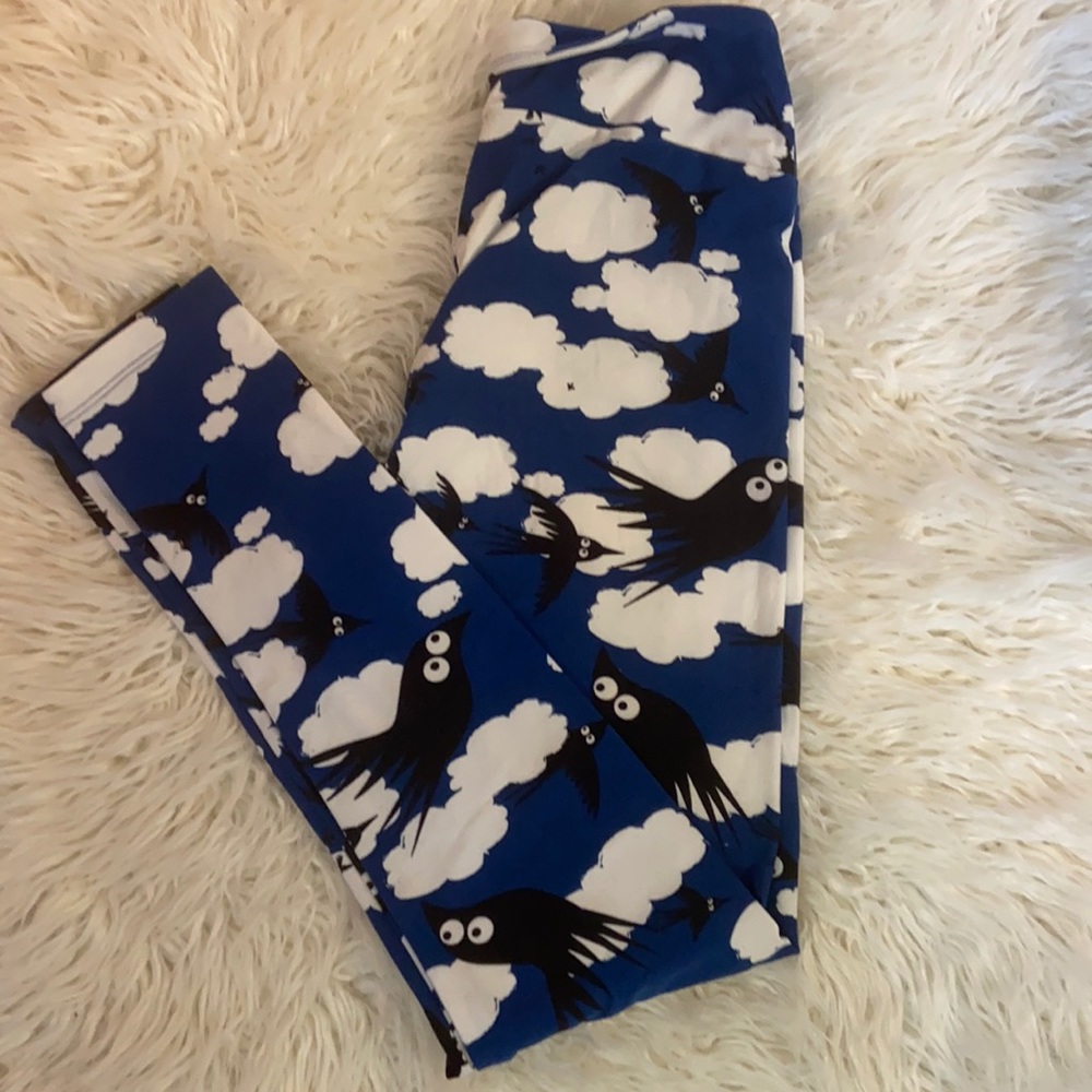 4/$30 LuLaRoe One Size Leggings. Crow Bird Cloud Print